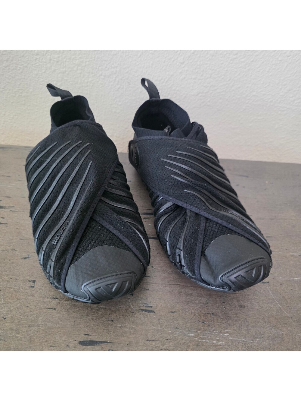 Vibram Furoshiki Mens 11.5-12 EU 45 Black Wrap Barefoot Shoes 20MEB01